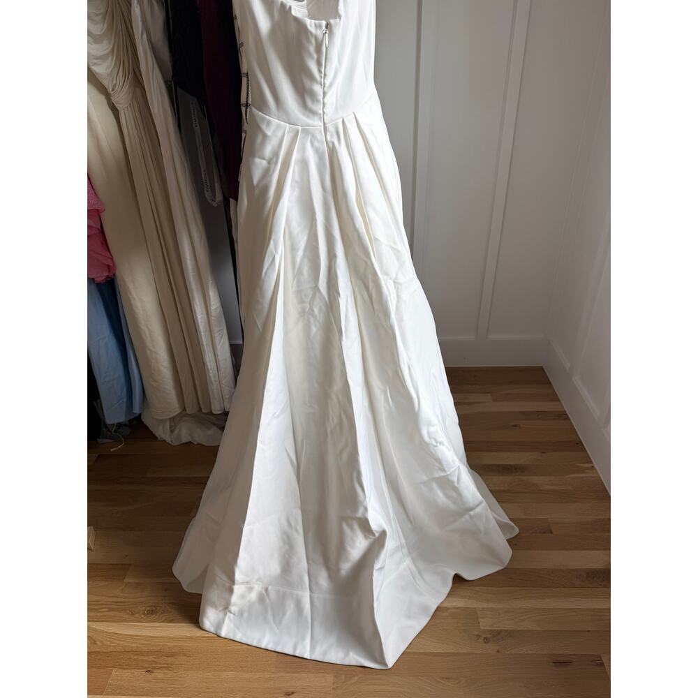 SAU LEE Barbara Gown in White - Picture 15 of 16